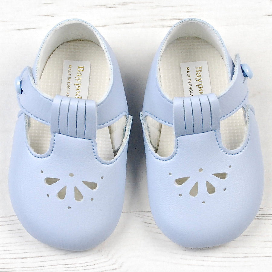 Early Days - Baby pram shoes, pale blue, B617 | Betty McKenzie